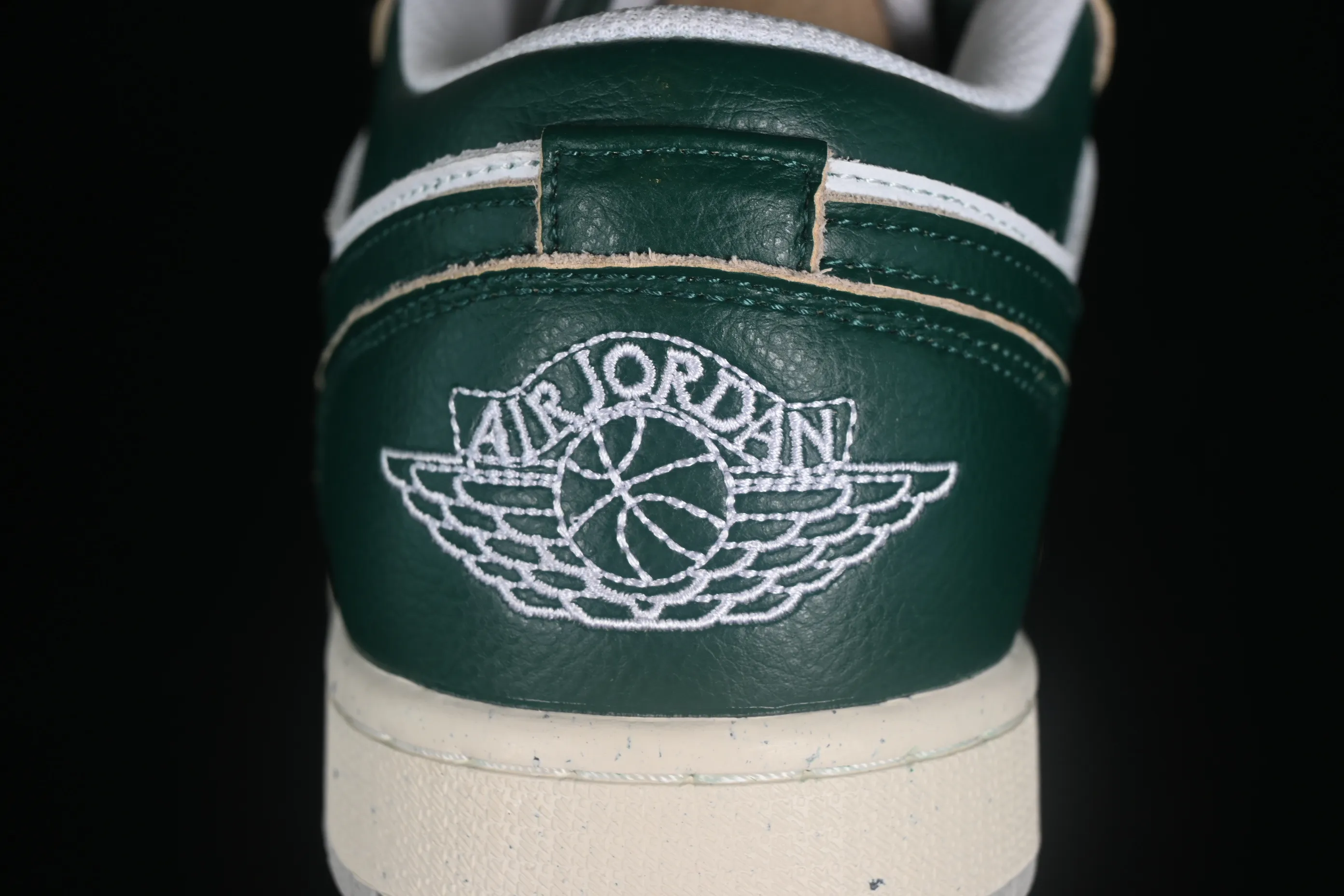All categories Air Jordan Jordan series basketball shoes Air Jordan 1 Low Z version Air Jordan 1 Low AJ1 Joe 1 white and green low-top cultural casual sneakers FQ7687-300